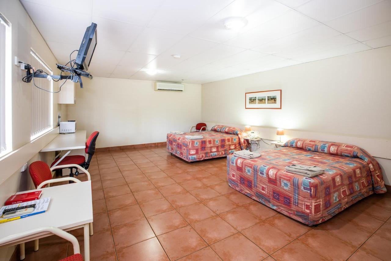 Leichhardt Hotel Motel Cloncurry Exterior photo